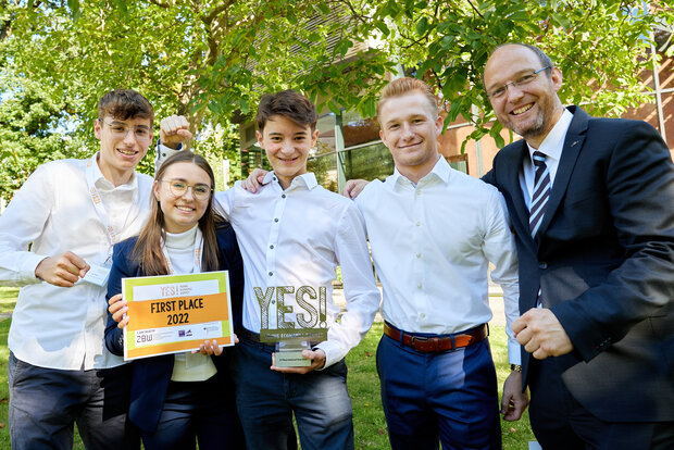 First place in the YES! 2022 was won by the Gymnasium Martineum Halberstadt from Saxony-Anhalt