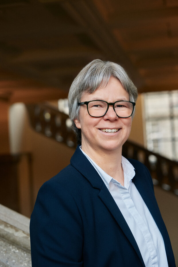 Professor Marianne Saam