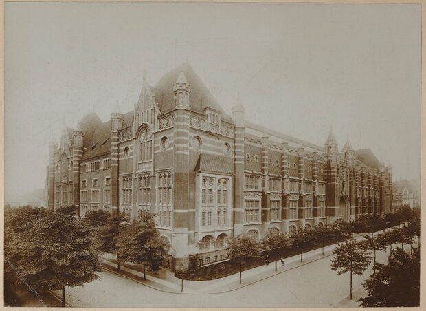 Historische Außenansicht Schlüterstraße 