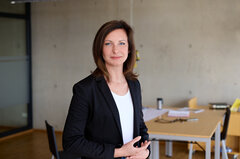 Portrait Professor Isabella Peters