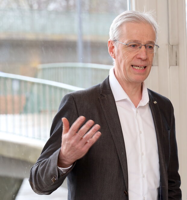 Professor Klaus Tochtermann hielt ein Impulsstatement zur Bedeutung des Forschungsdatenmanagements