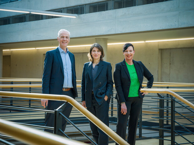 Professor Klaus Tochtermann, Christiane Müller, Axinia Braunisch